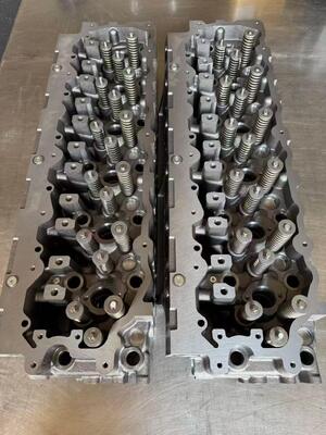Complete Cylinder Head Assembly for CAT C7 Excavator Truck Generator Diesel Engine Replacement