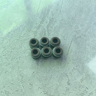 Valve Stem Oil Seals for Yanmar 3TNE68 Diesel Engine