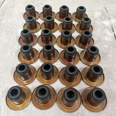 Valve Stem Seals For Komatsu 6D155 Diesel Engine