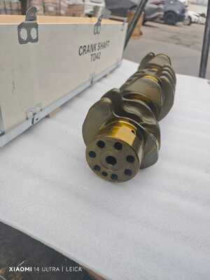 Nissan TD42 Engine Crankshaft OEM 12201-06J02 12200-06J02 Crank Shaft