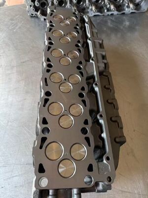 Complete Cylinder Head Assembly for CAT C7 Excavator Truck Generator Diesel Engine Replacement