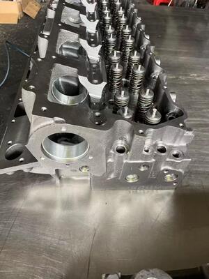 CAT C32 Cylinder Head Assembly Complete Diesel Engine Replacement for Generator Marine Mining Equipment