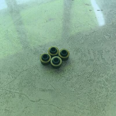 Valve Stem Oil Seals for Yanmar 2TNE68 Diesel Engine