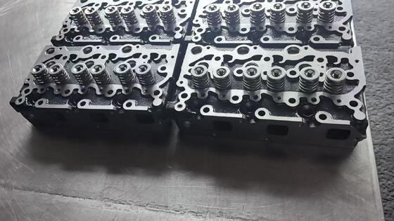 D1703 Complete Cylinder Head Assembly For Kubota D1703 Diesel Engine Replacement Part